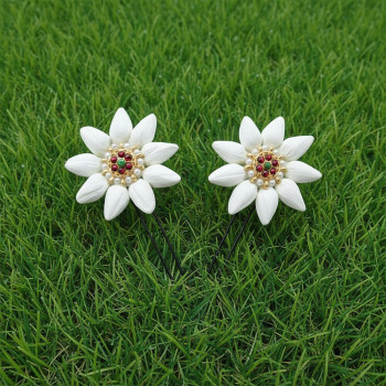 Jasmine Hair Pin White/Red/Green | Beautiful & Stylish
